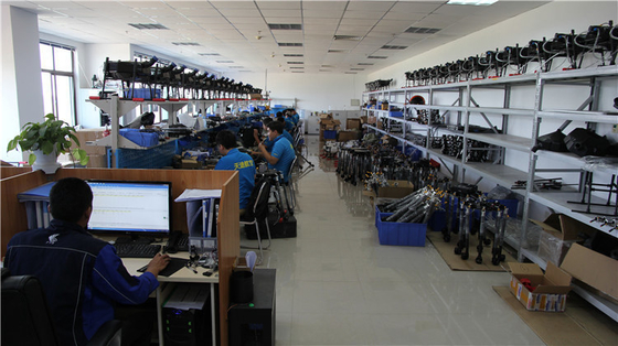 電気農業 大規模な作物保護と農薬噴霧のための無人機