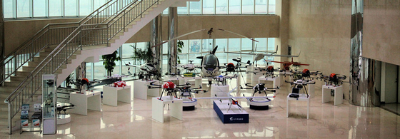 簡単な輸送 ドローンスプレーヤー 農業スプレーマシン オーダーメイド要求