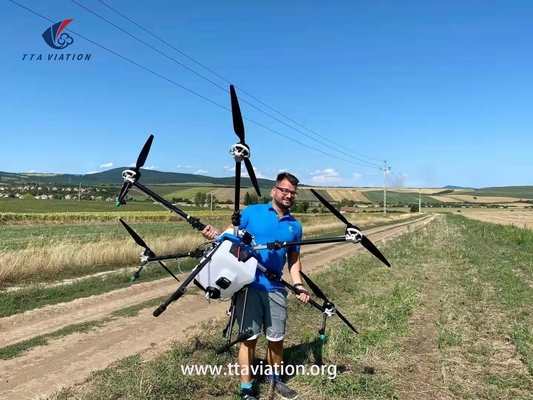 36 UAV液体を含むスプレーのための炭素プラスチックプロペラードローンスプレーヤー