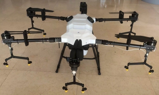 精密度30kg TPU 農業用ドローン 農園用作物噴霧機 Uav 作業流量5L/Min*1